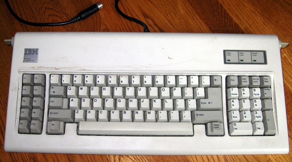 IBM AT-Tastatur - Foto: Wikipedia